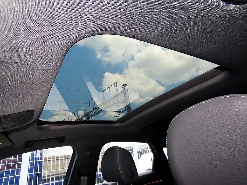 아우디 Q3 Q3 (F3) 35 TDI 스포트백 프리미엄 이미지 16
