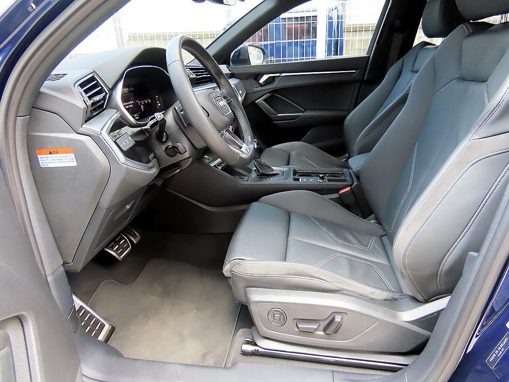 아우디 Q3 Q3 (F3) 35 TDI 스포트백 프리미엄 이미지 9