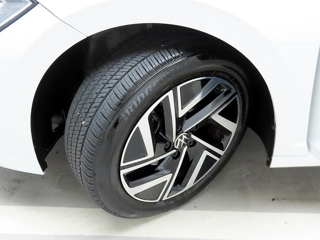 폭스바겐 제타 올 뉴 제타 1.5 TSI 프레스티지 이미지 19