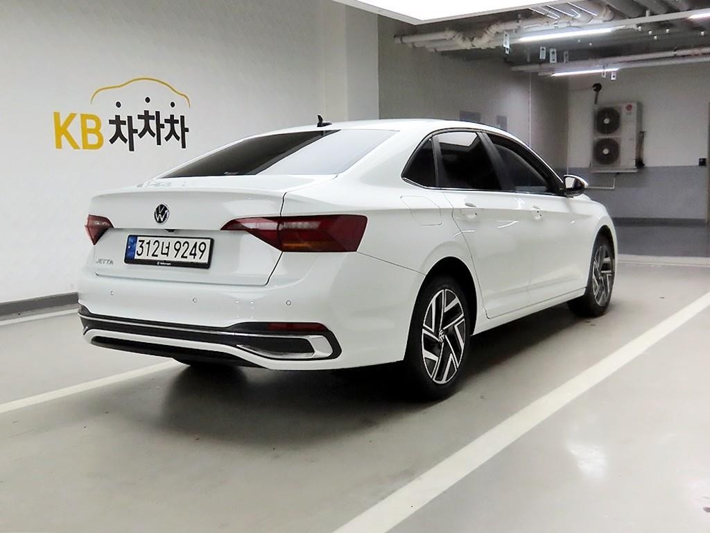 폭스바겐 제타 올 뉴 제타 1.5 TSI 프레스티지 이미지 4