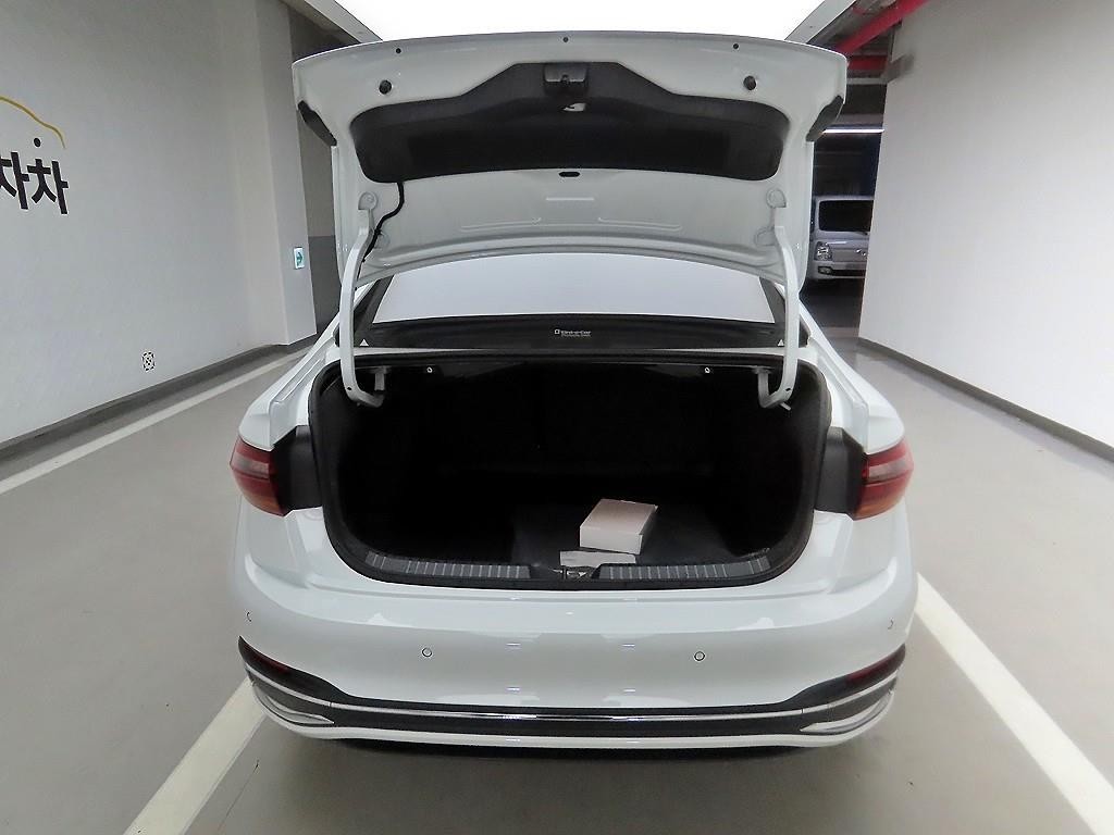 폭스바겐 제타 올 뉴 제타 1.5 TSI 프레스티지 이미지 5