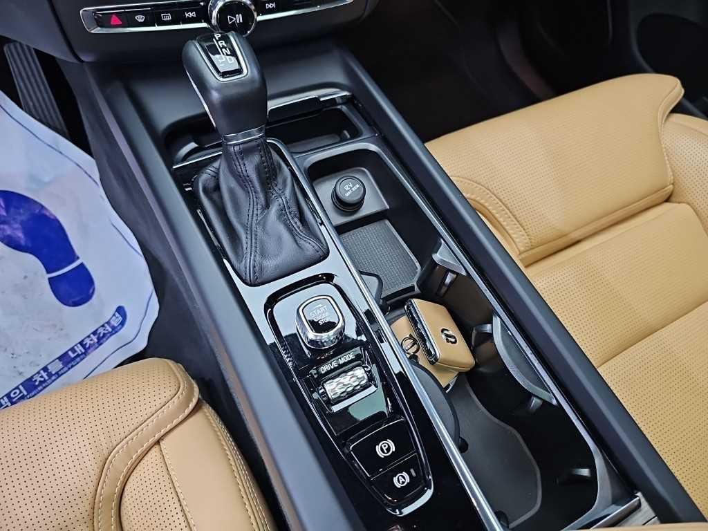 볼보 XC60 XC60(2세대) T6 AWD 인스크립션 이미지 8