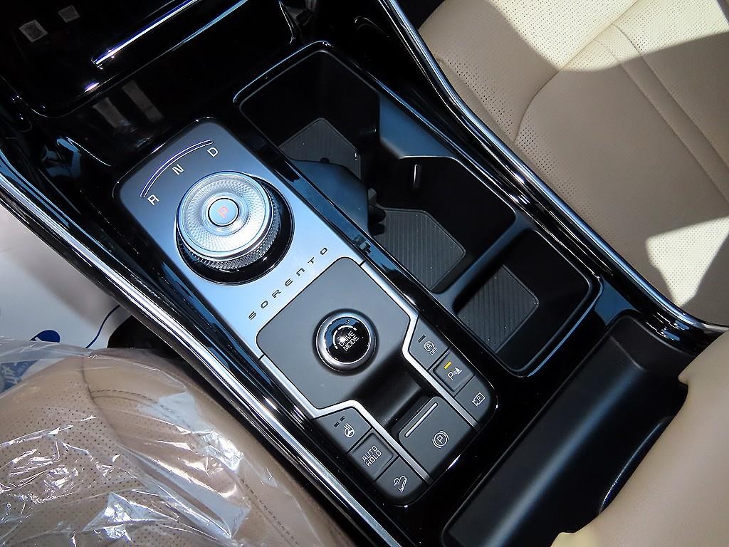 기아 쏘렌토 더 뉴 쏘렌토 4세대 가솔린 2.5T 2WD 노블레스 이미지 10