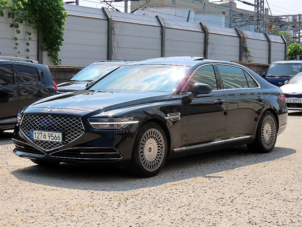 제네시스 G90 3.8 GDI AWD 프리미엄 럭셔리 이미지 2