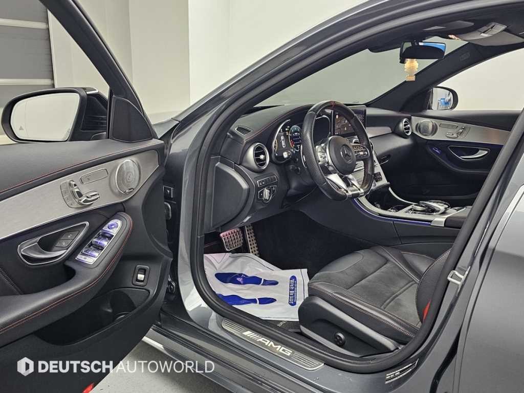 벤츠 C 클래스 C클래스 W205 C43 AMG 4MATIC 이미지 11