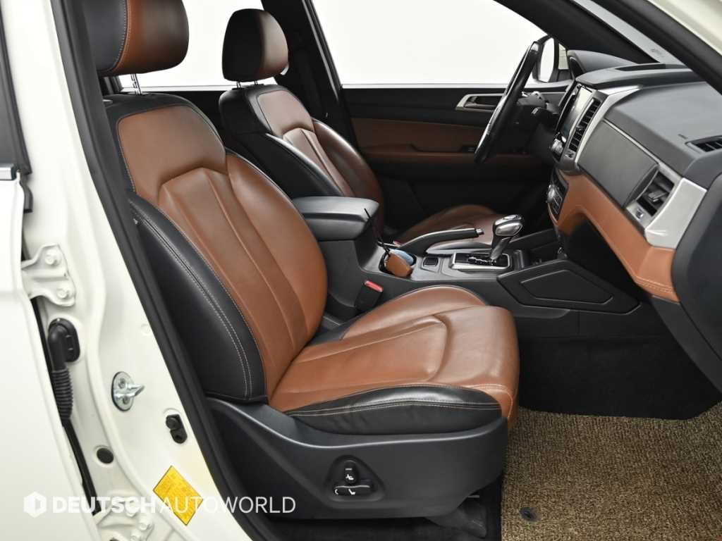 KG모빌리티(쌍용) 렉스턴 렉스턴 스포츠 칸 디젤 2.2 2WD 프로페셔널 S 이미지 10