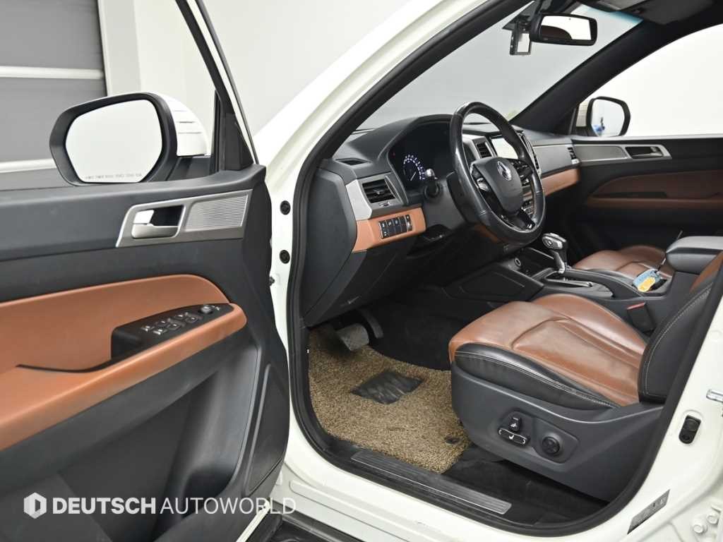 KG모빌리티(쌍용) 렉스턴 렉스턴 스포츠 칸 디젤 2.2 2WD 프로페셔널 S 이미지 11