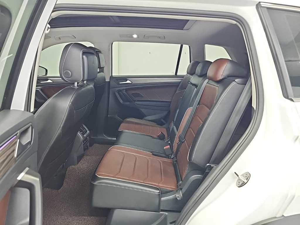 폭스바겐 티구안 티구안 올스페이스 2.0 TSI 프레스티지 이미지 12
