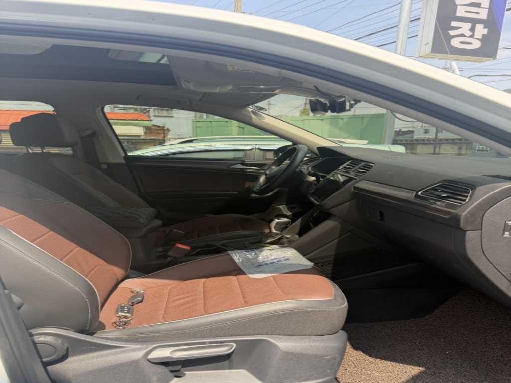 폭스바겐 티구안 티구안 올스페이스 2.0 TSI 프레스티지 이미지 5