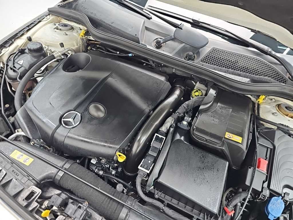 벤츠 CLA 클래스 CLA클래스 CLA 200d 4MATIC 이미지 5