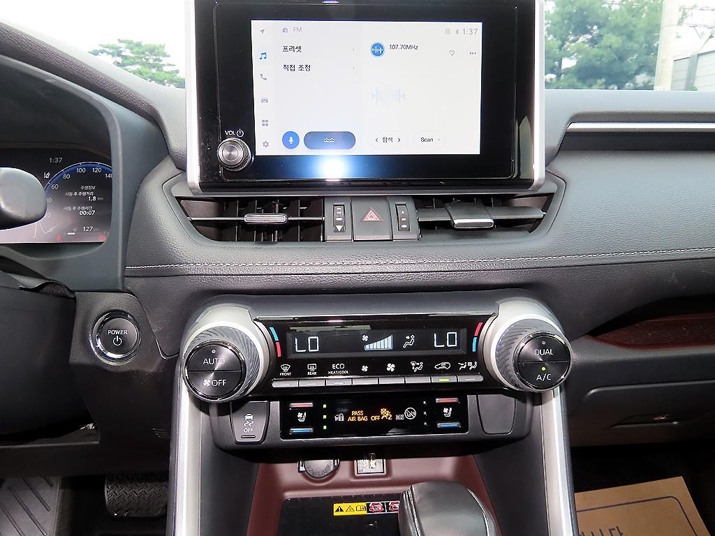 토요타 라브4 RAV4(5세대) 2.5 4WD 하이브리드 LTD 이미지 12