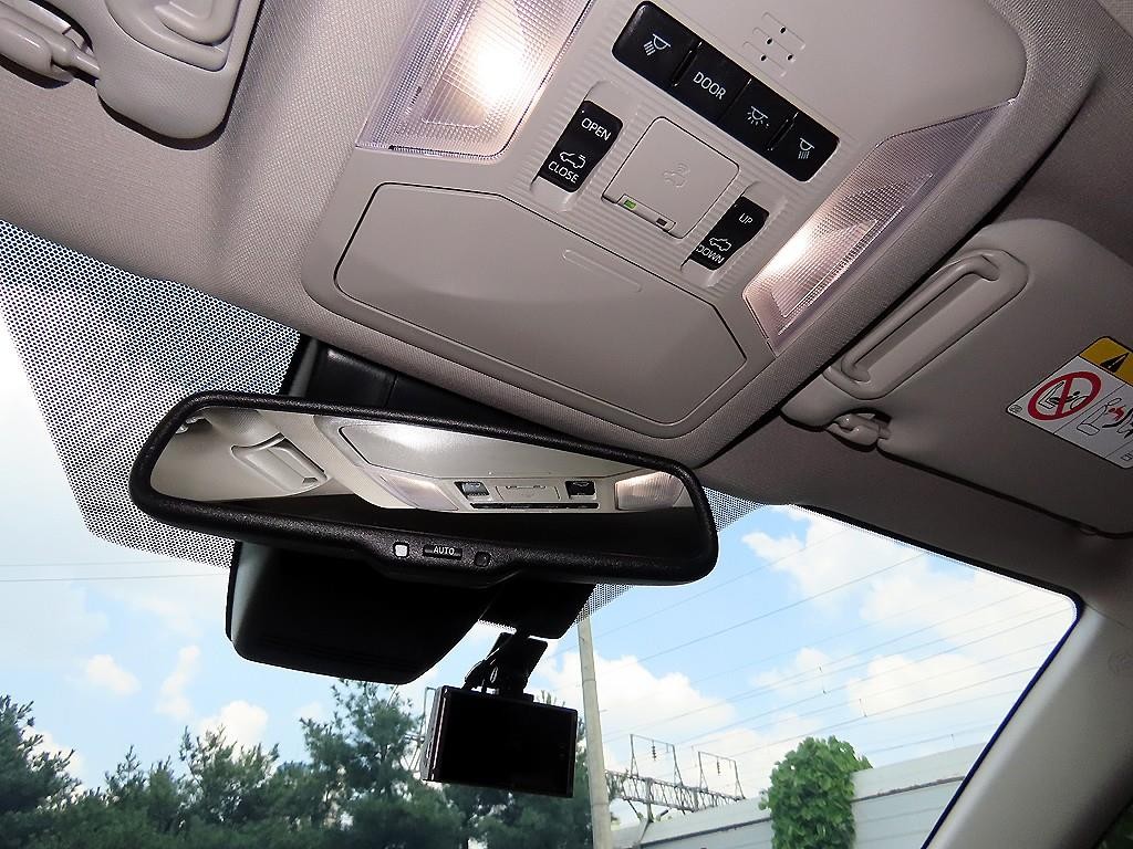 토요타 라브4 RAV4(5세대) 2.5 4WD 하이브리드 LTD 이미지 13