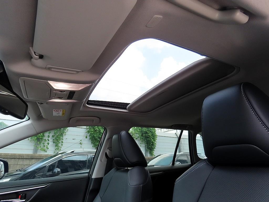 토요타 라브4 RAV4(5세대) 2.5 4WD 하이브리드 LTD 이미지 16