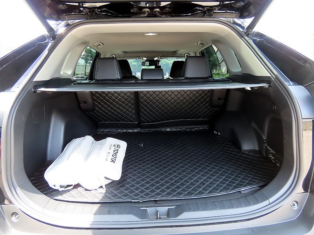 토요타 라브4 RAV4(5세대) 2.5 4WD 하이브리드 LTD 이미지 17