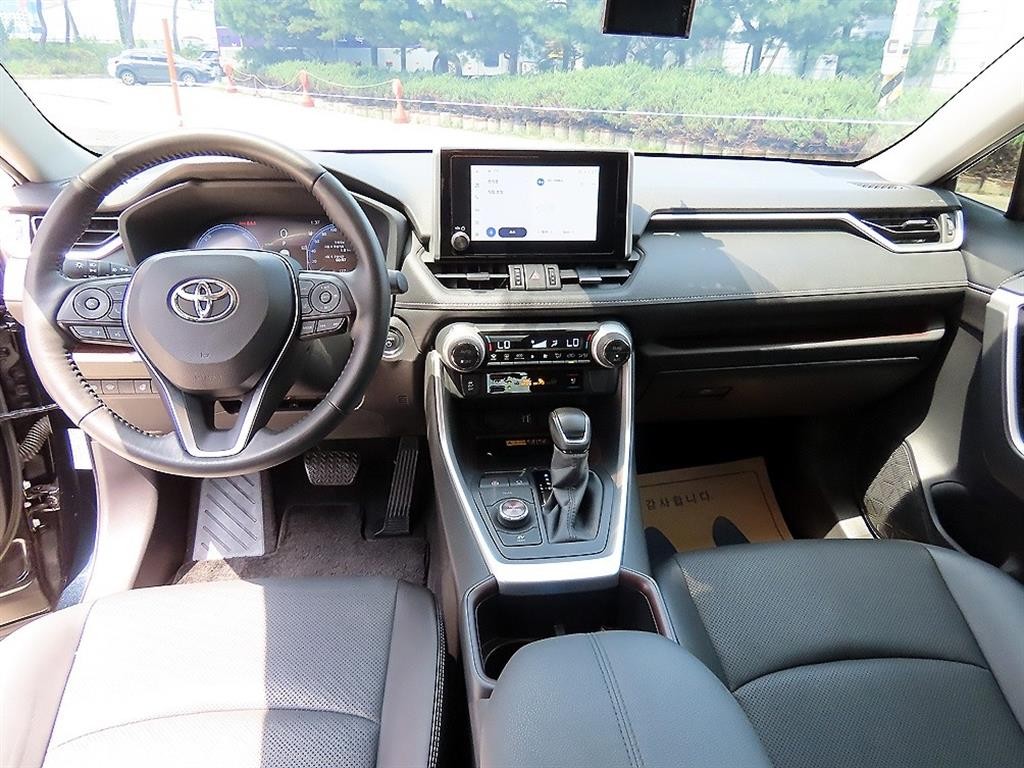토요타 라브4 RAV4(5세대) 2.5 4WD 하이브리드 LTD 이미지 7