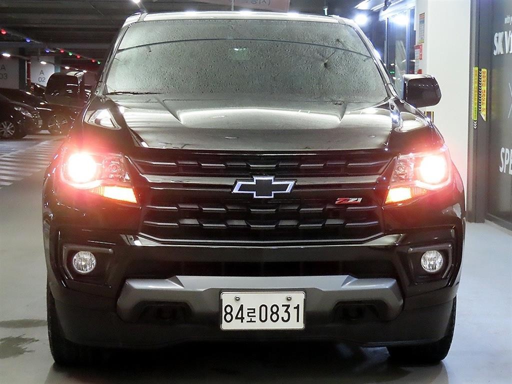 쉐보레 콜로라도 리얼 뉴 콜로라도 3.6 Z71-X 미드나잇 4WD 이미지 2