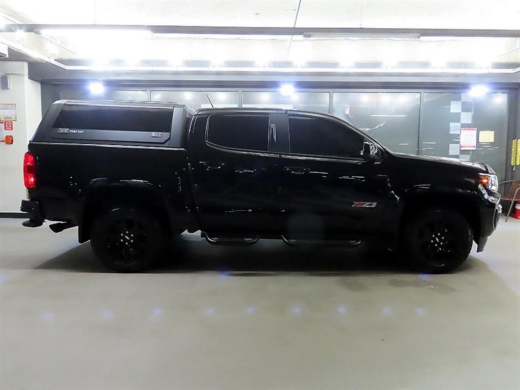쉐보레 콜로라도 리얼 뉴 콜로라도 3.6 Z71-X 미드나잇 4WD 이미지 3