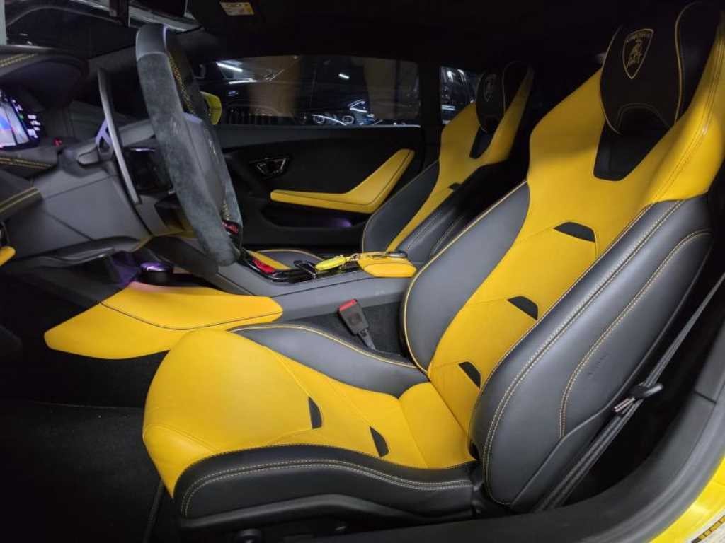 람보르기니 우라칸 LP640-4 에보 이미지 7