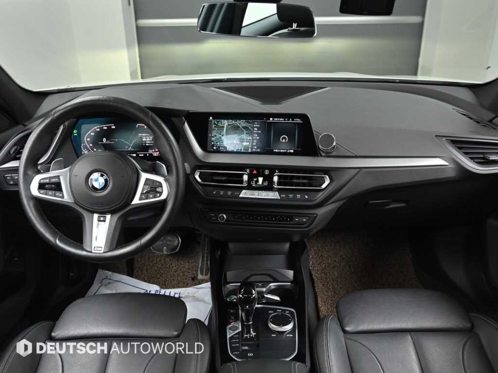 BMW 1시리즈 1시리즈 (F40) 120i M 스포츠 이미지 7