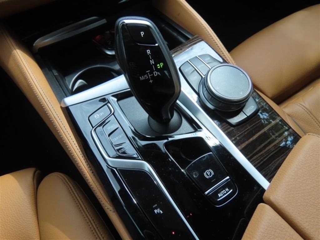BMW 5시리즈 5시리즈 (G30) 520i M 스포츠 이미지 6