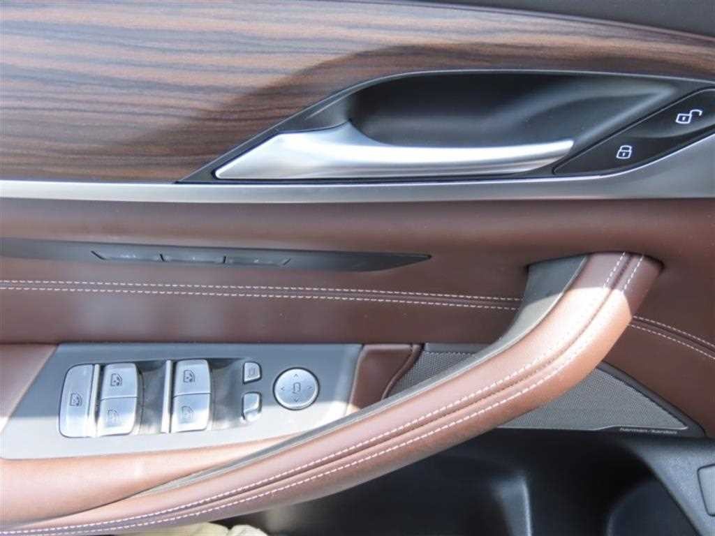 BMW 5시리즈 5시리즈 (G30) 520i M 스포츠 이미지 12