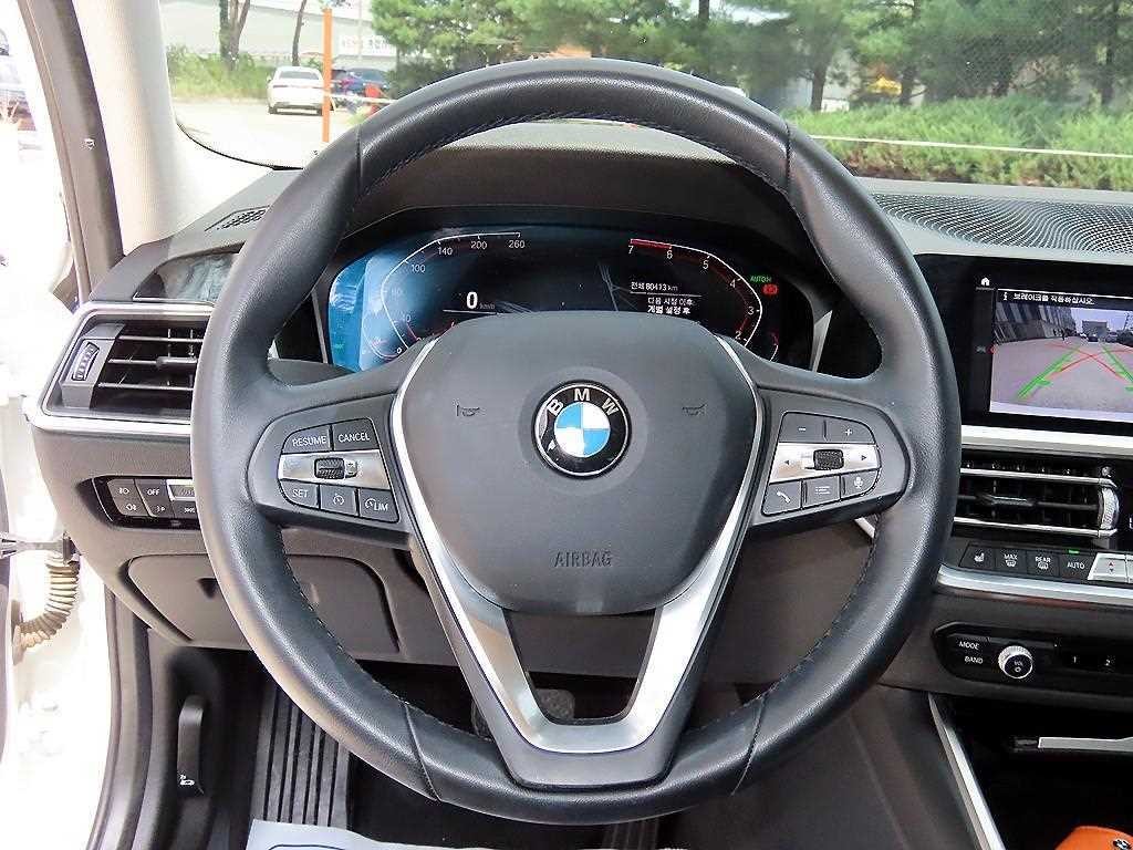 BMW 3시리즈 3시리즈 (G20) 320i 이미지 8