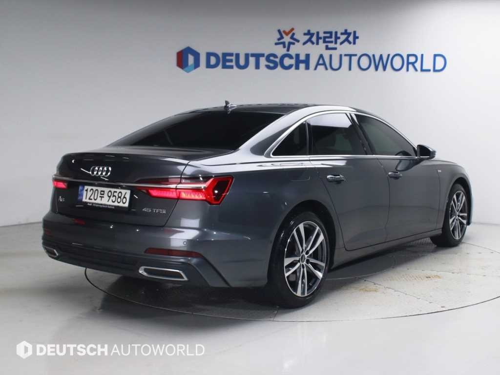아우디 A6 A6 (C8) 45 TFSI 프리미엄 이미지 2