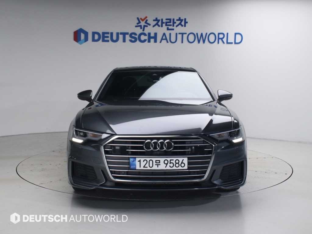 아우디 A6 A6 (C8) 45 TFSI 프리미엄 이미지 3
