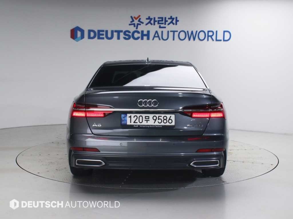 아우디 A6 A6 (C8) 45 TFSI 프리미엄 이미지 4