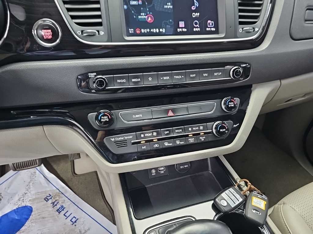 기아 카니발 더 뉴 카니발 디젤 9인승 프레스티지 이미지 10