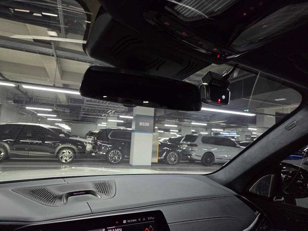 BMW X7 X7 (G07) M50i 이미지 16