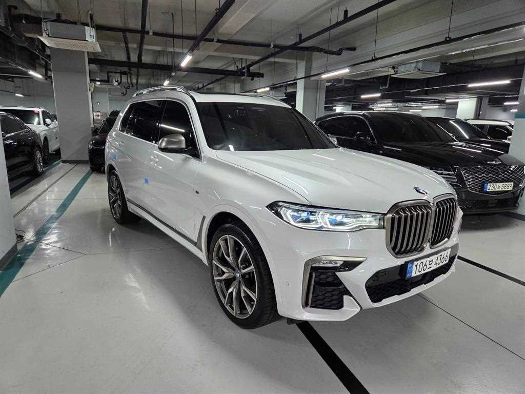 BMW X7 X7 (G07) M50i 이미지 3