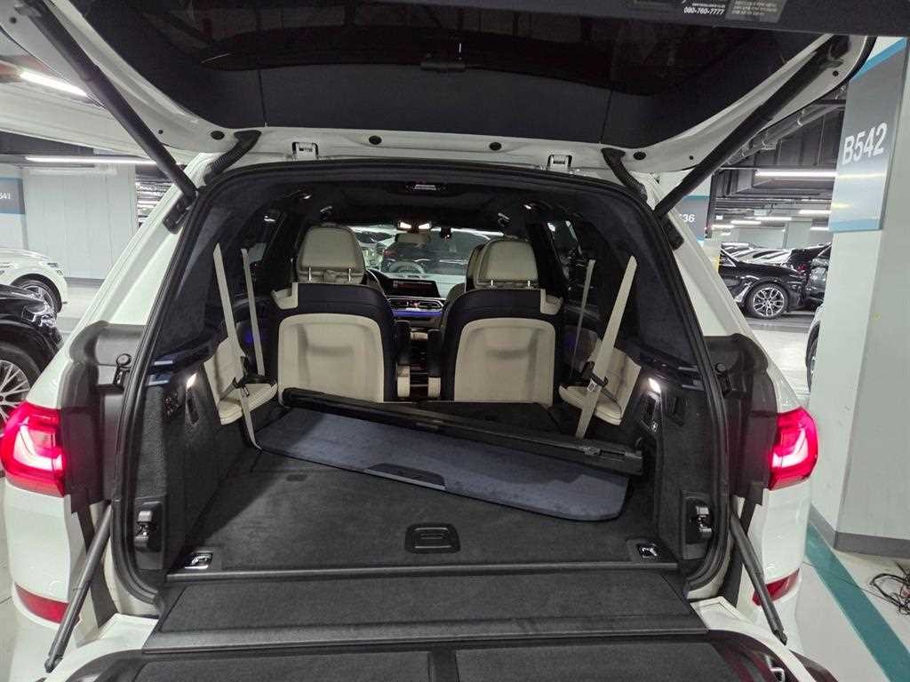 BMW X7 X7 (G07) M50i 이미지 7