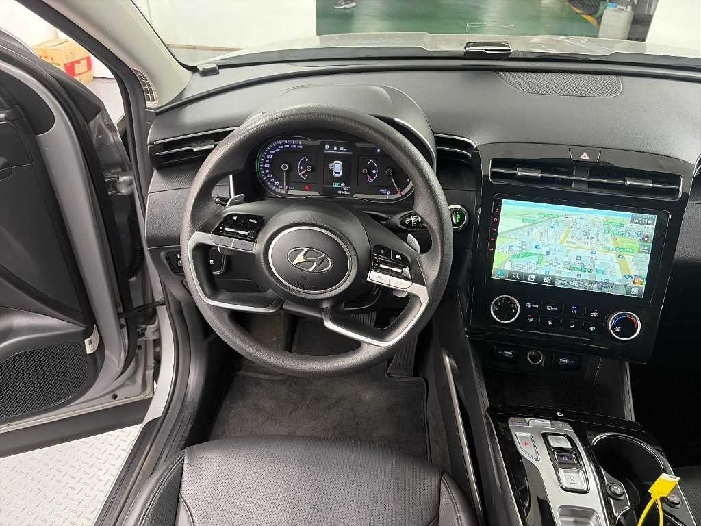 현대 투싼 투싼 (NX4) 디젤 2.0 4WD 모던 이미지 9