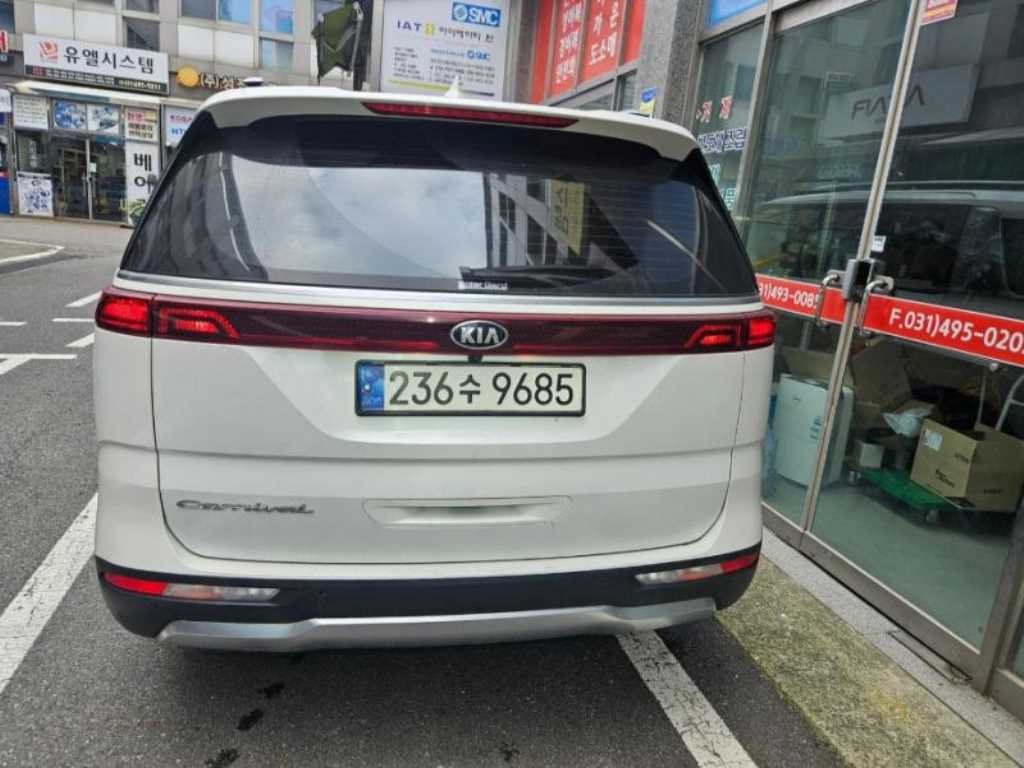 기아 카니발 카니발 4세대 디젤 9인승 노블레스 이미지 2