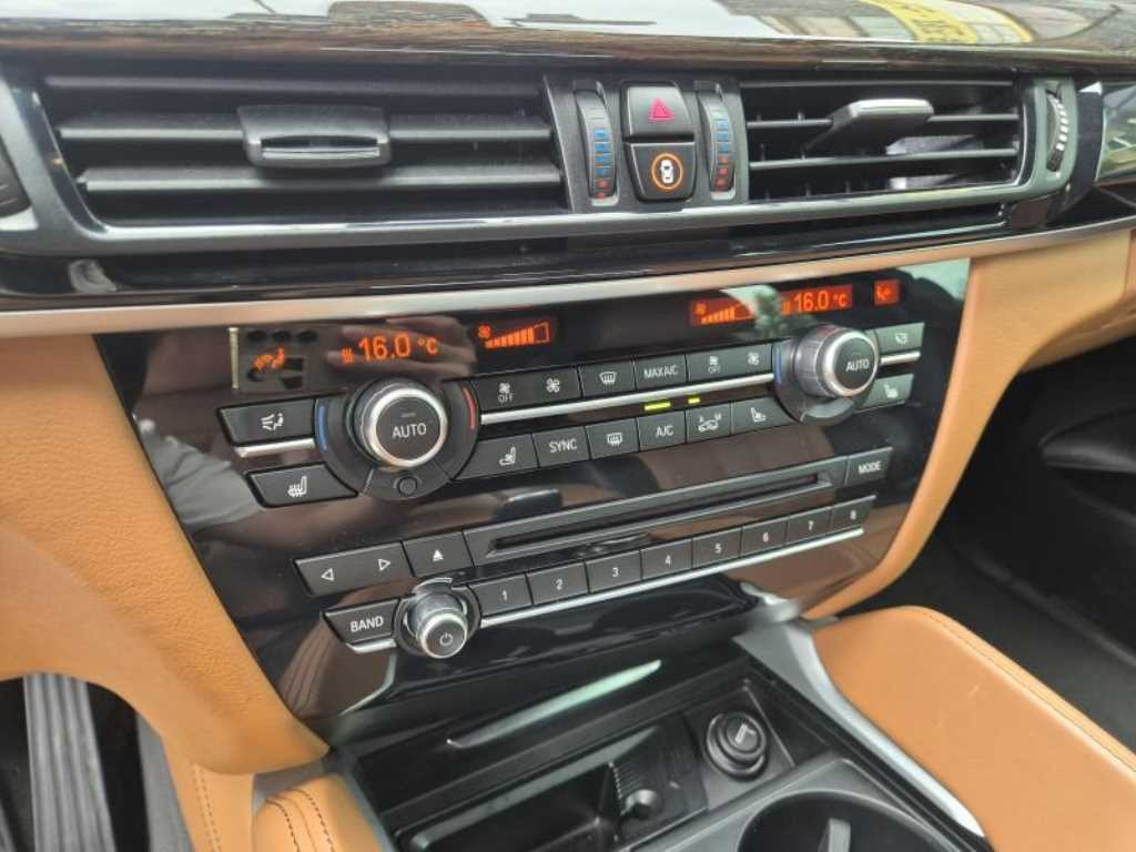 BMW X6 X6 (F16) M50 D 이미지 16