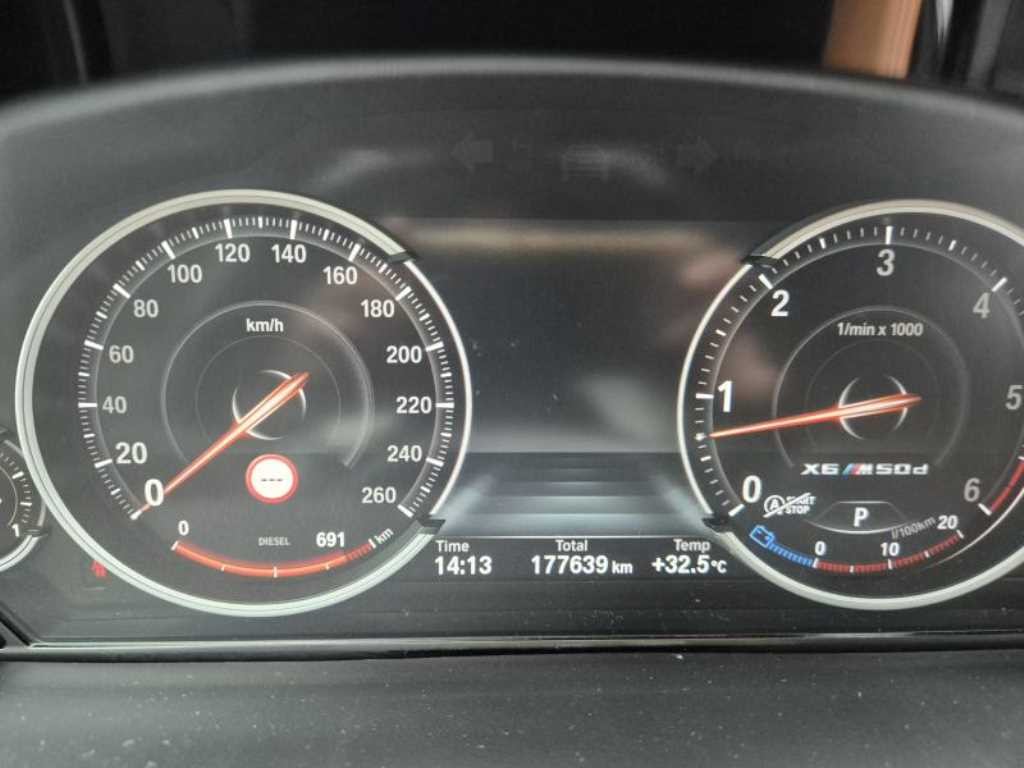 BMW X6 X6 (F16) M50 D 이미지 6