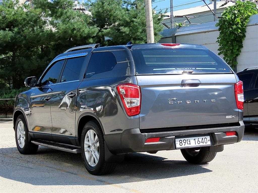 KG모빌리티(쌍용) 렉스턴 렉스턴 스포츠 4WD 디젤 2.2 프레스티지 이미지 3