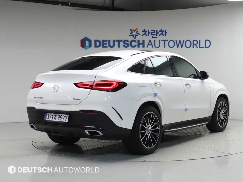 벤츠 GLE 클래스 GLE 클래스 W167 GLE 400d 4MATIC 쿠페 이미지 2
