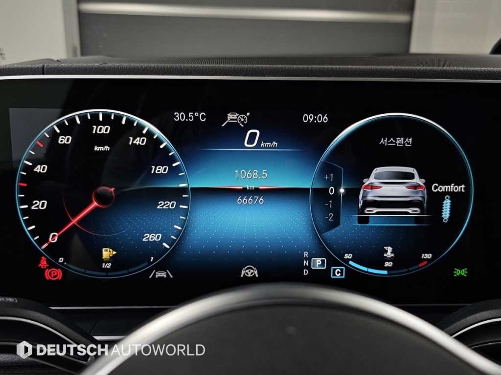벤츠 GLE 클래스 GLE 클래스 W167 GLE 400d 4MATIC 쿠페 이미지 8