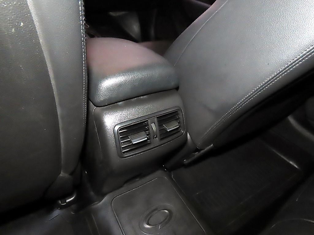 르노코리아(삼성) SM6 LPG 2.0 LPe SE(렌터카) 이미지 16