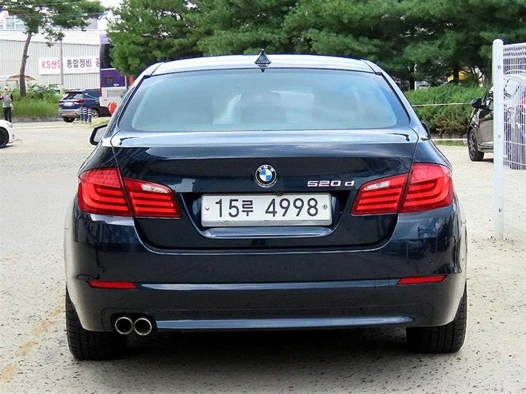 BMW 5시리즈 5시리즈 (F10) 520d 이미지 4