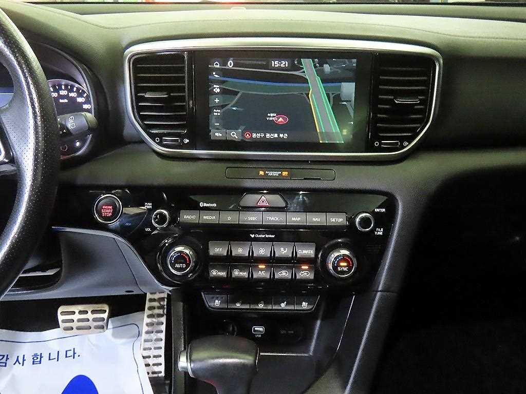 기아 스포티지 스포티지 더 볼드 2.0 디젤 2WD 시그니처 이미지 11
