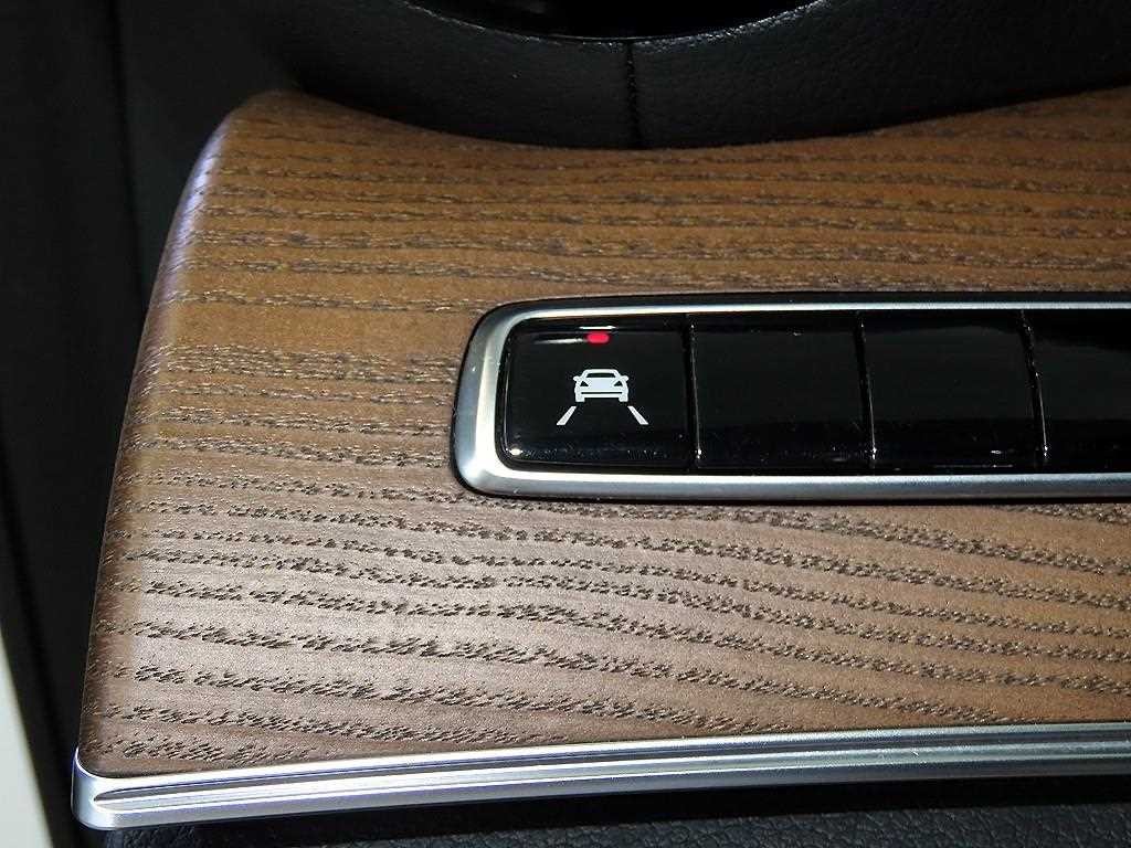 벤츠 E 클래스 E-클래스 W213 E220d 4MATIC 익스클루시브 이미지 15
