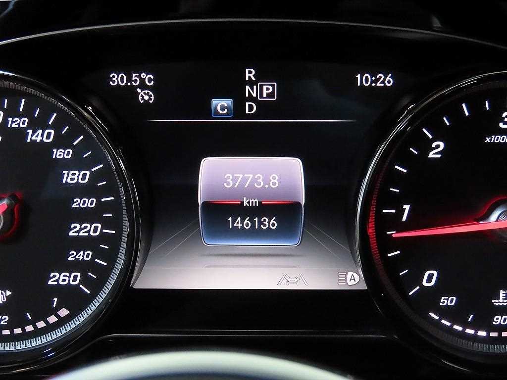 벤츠 E 클래스 E-클래스 W213 E220d 4MATIC 익스클루시브 이미지 9