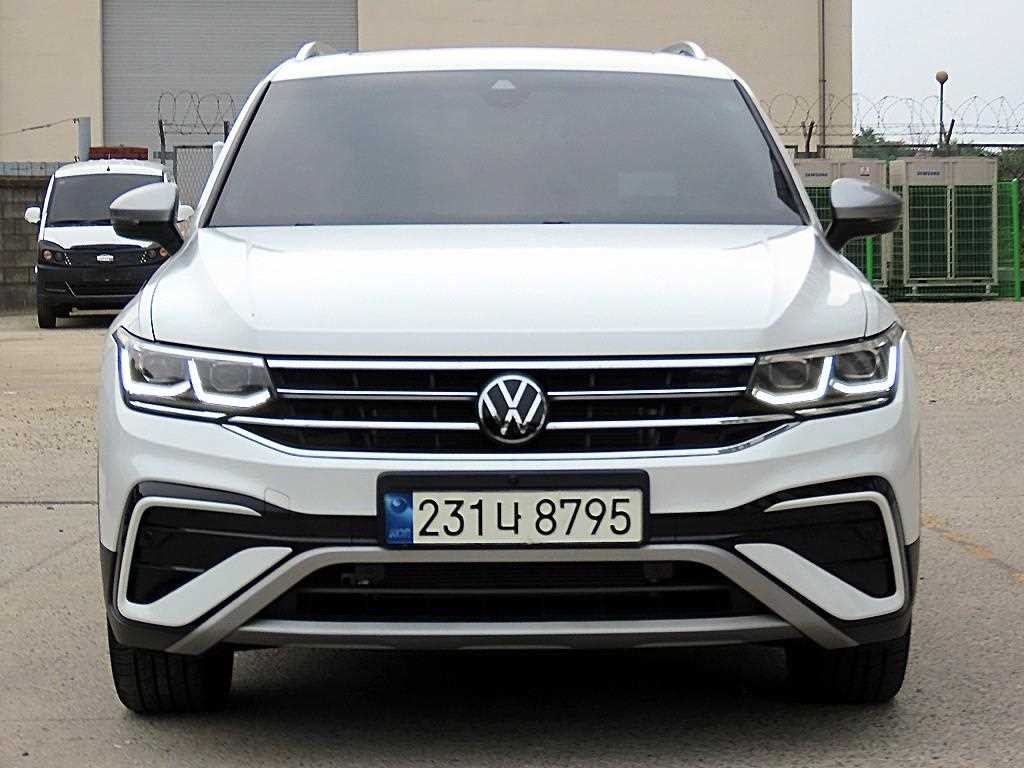 폭스바겐 티구안 티구안 올스페이스 2.0 TSI 프레스티지 이미지 1