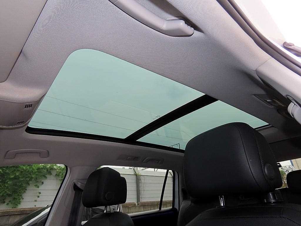 폭스바겐 티구안 티구안 올스페이스 2.0 TSI 프레스티지 이미지 16