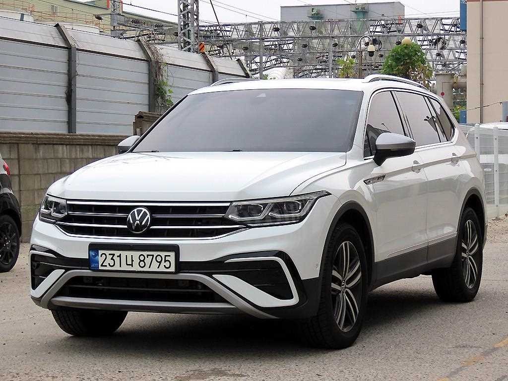 폭스바겐 티구안 티구안 올스페이스 2.0 TSI 프레스티지 이미지 2