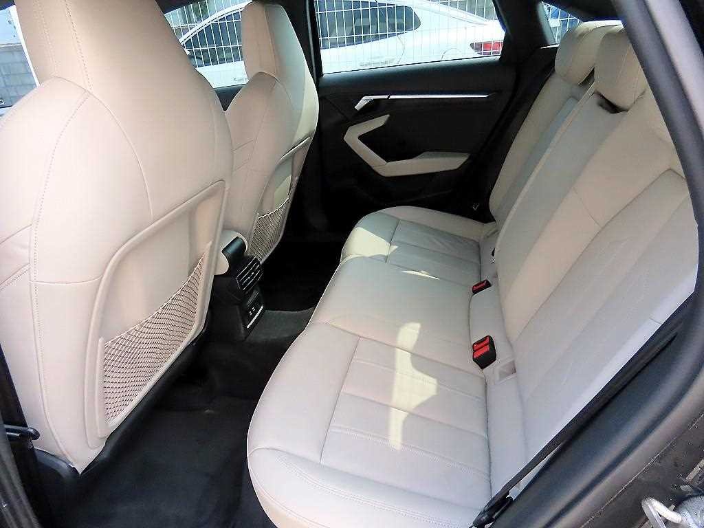 아우디 A3 A3(8Y) 40 TFSI 프리미엄 이미지 6