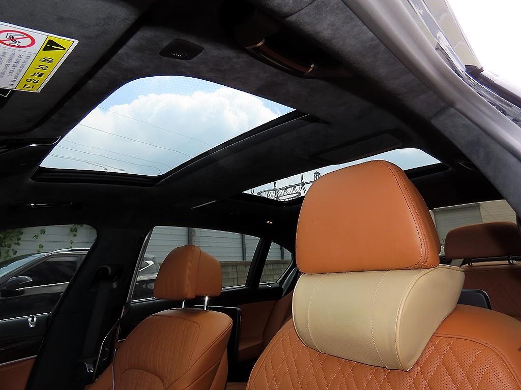 BMW 7시리즈 7시리즈 (G11) 740Li xDrive 디자인 퓨어 엑설런스 이미지 17